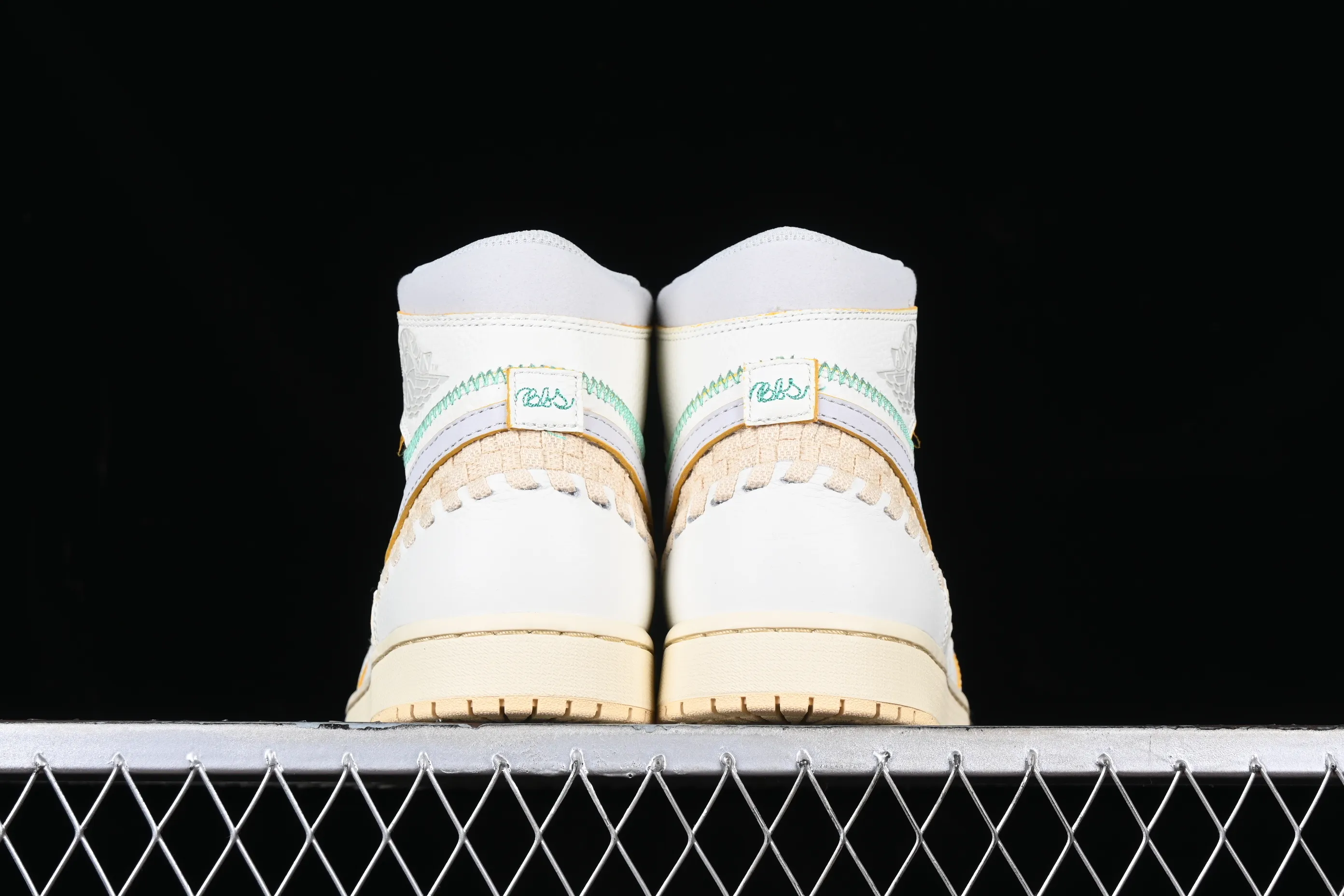 All categories Air Jordan Jordan series basketball shoes Air Jordan 1 High foreign trade version Union x Air Jordan 1 High OG "Woven" AJ1 Joe 1 joint model woven high-top basketball shoes FD2565-100